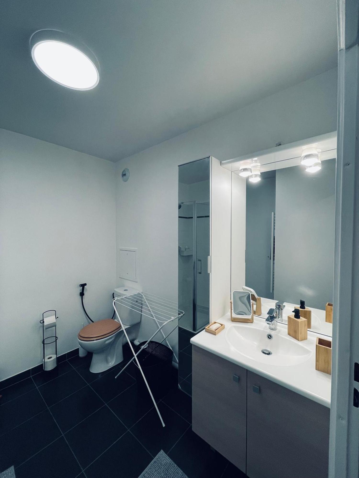 Appartement Lahcen Thorigny-sur-Marne Extérieur photo